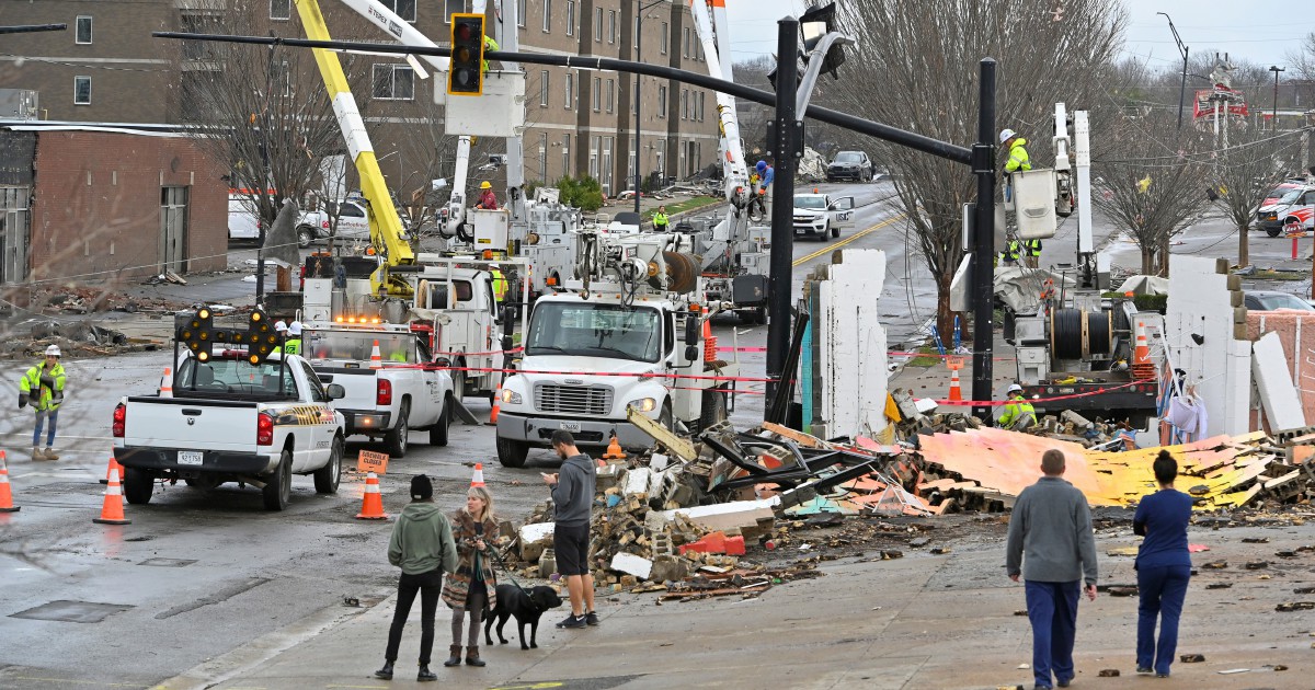 Tornadoes Tear Though Tennessee 25 Dead New Straits Times 2463