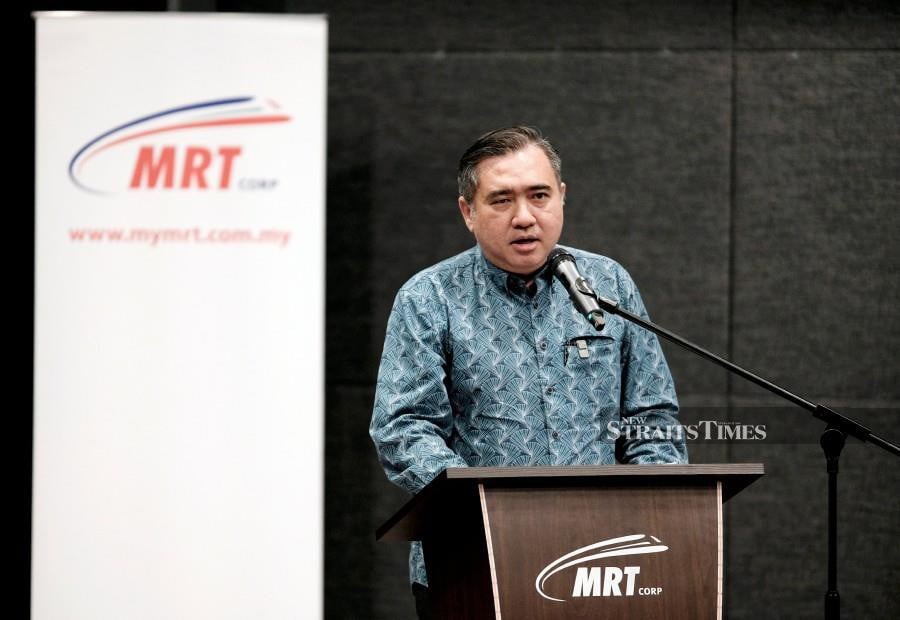 Transport Minister Anthony Loke says there will be no impact on the Mass Rapid Transit Line 3 (MRT3) project, despite the three-month extension sought by MRT Corp. - NSTP file pic
