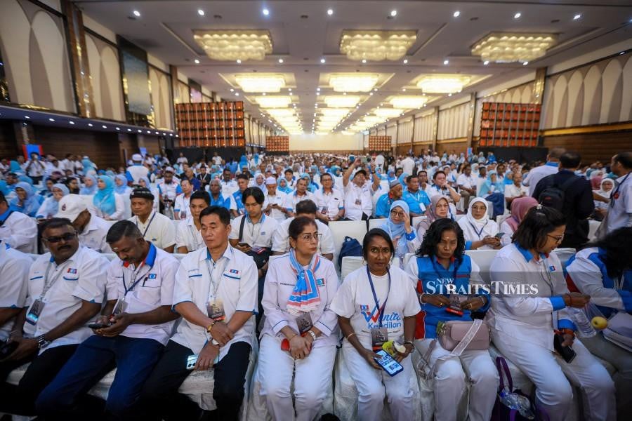 Delegates attending the PKR convention held in conjunction with the party’s 25th anniversary celebration in Shah Alam. -NSTP/ASYRAF HAMZAH