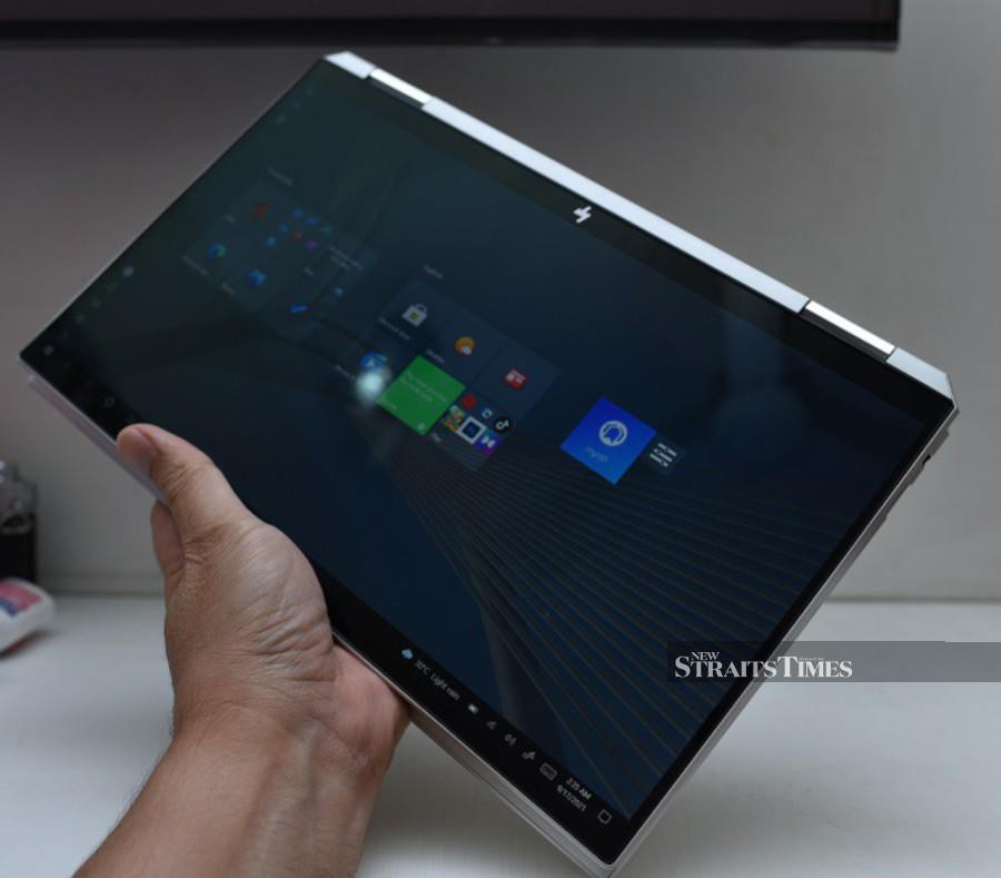 The flexibility of the HP Spectre x360 14.
