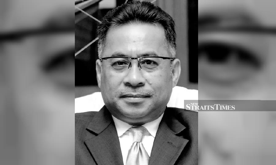 The first recipient of the prestigious Kajai Award, Hambali Abdul Latiff died at his home in Taman Permint Jaya, Kuala Terengganu. - NSTP/File pic 