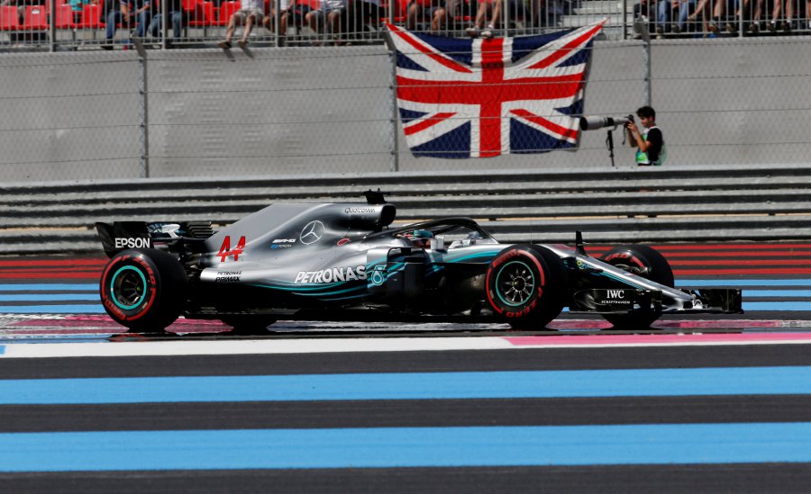 Hamilton wins French GP to retake lead in F1 title race