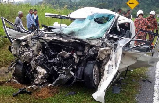 Teen Dies In A Head On Collision | New Straits Times | Malaysia General ...