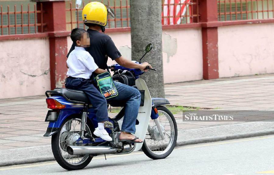 The Road Transport Department (RTD) has announced the Special Helmet Operations targeting locations based on information gathered from public complaints. (File Pic)