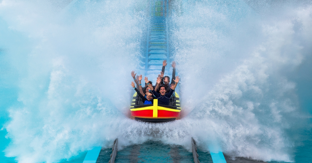 #JOM! GO: Splash, surf and ride at Desaru waterpark | New Straits Times