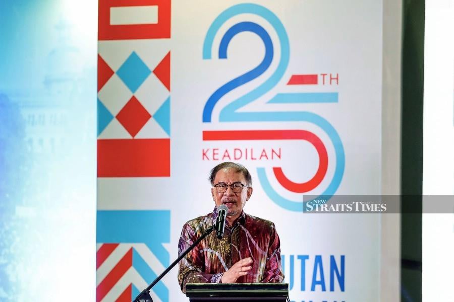 PKR members must not forget the basis of their fight and struggle after gaining power, says Datuk Seri Anwar Ibrahim. Bernama photo