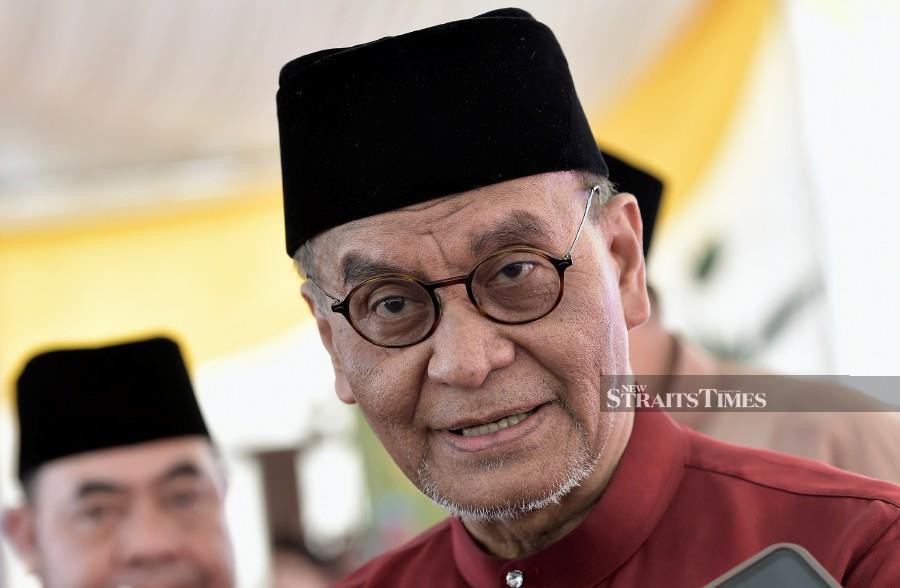  Parti Amanah Negara (Amanah) has its own strategy to attract Malay voters to support the candidate representing the unity government in the upcoming Kuala Kubu Baharu by-election, said the party's director of strategy Datuk Seri Dr Dzulkefly Ahmad .