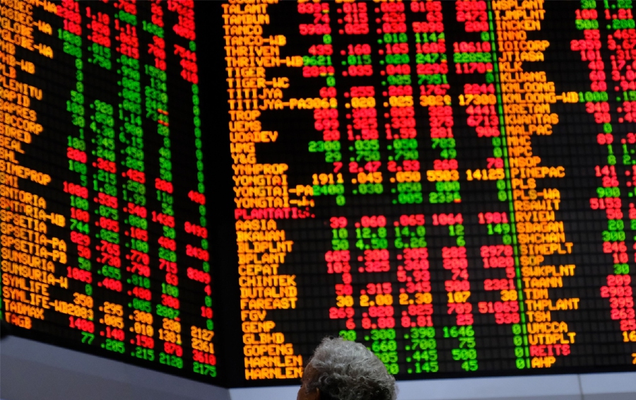The benchmark FBM KLCI Index’s rebound on the first trading day of the second half of 2023 (2H) has market players  floating hope for a better second half as major economies such as the United States and China show signs of improvement.