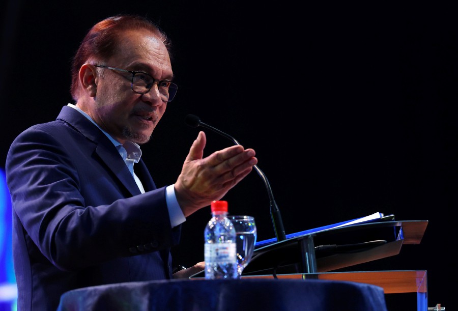 Prime Minister Datuk Seri Anwar Ibrahim said this was imperative to develop a globally competitive higher education ecosystem and to position Malaysia as a nation that upholds and respects knowledge. BERNAMA FILE PIC