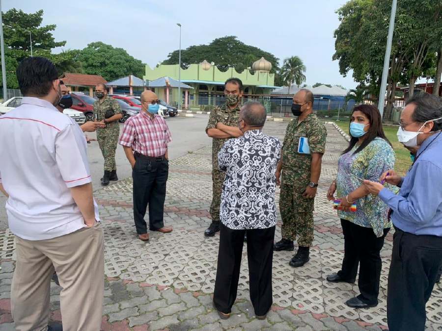 Selangor State Health director Datuk Dr Sha’ari Ngadiman visiting the planned field hospital site at the Tengku Ampuan Rahimah Hospital (HTAR). - Pic credit Facebook @HospitalTengkuAmpuanRahimah