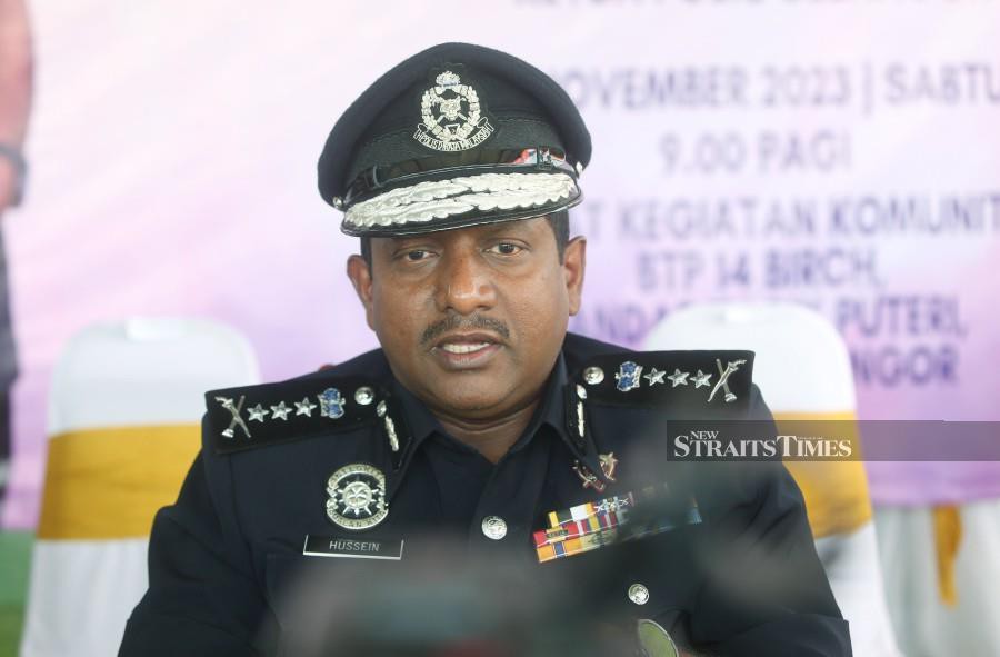 Selangor police chief Datuk Hussein Omar Khan said the police would also take the statements of all the individuals involved, including the superiors of the two policemen. NSTP/ROHANIS SHUKRI