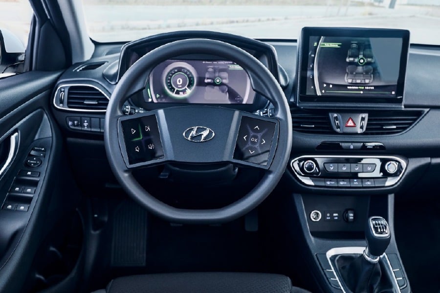 According to the Korean carmaker, the new virtual cockpit design was able to meet all requirements of the vehicle safety associations such as the Alliance of Automotive Manufacturers (AAM) and National Highway Traffic Safety Agency (NHTSA).Pix courtesy of Hyundai Motor Company