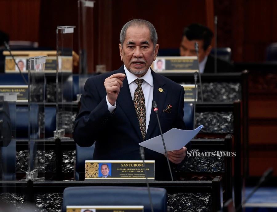 Minister in the Prime Minister’s Department Datuk Seri Dr Wan Junaidi Tuanku Jaafar speaks during the Dewan Rakyat sitting today. - BERNAMA PIC