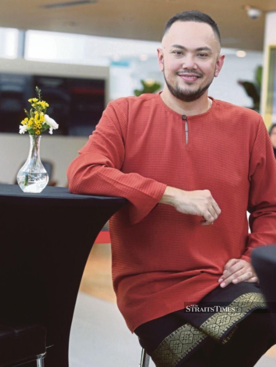 Imran Ajmain has made a New Year resolution to go beyond rhythm and blues (R&B) and ballads, to give music lovers more musical variety in the years to come (NSTP/ROHANIS SHUKRI)