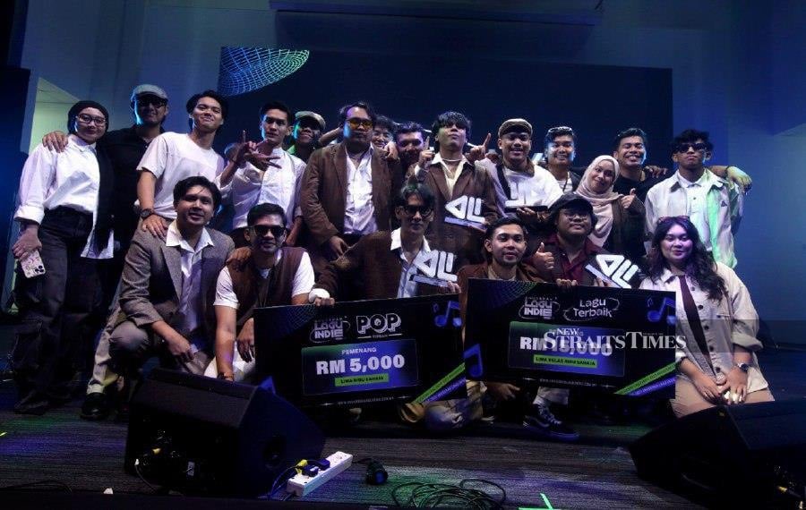 In a celebration of independent music, the band Lunar's haunting melody "Pembunuh Malam" was crowned Best Song and Best Pop Song at the Anugerah Lagu Indie 2023.- NSTP/HAIRUL ANUAR RAHIM 