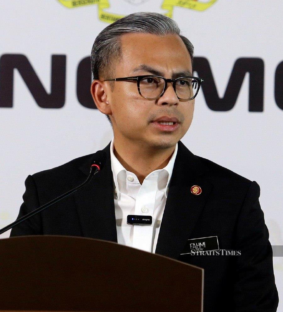 The Malaysian government is prepared to meet its United States (US) counterparts on concerns of possible sanctions which the latter purportedly raised as mentioned in recent news reports, said Communications Minister Fahmi Fadzil. -- NSTP/MOHD FADLI HAMZAH