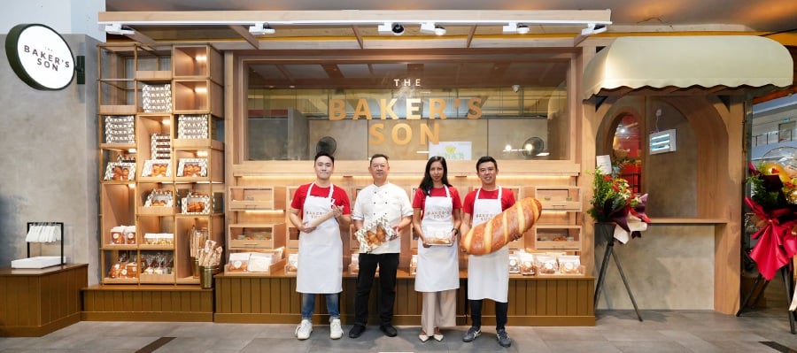 Jaya Grocer's internal bakery division The Baker's Son has unveiled a refreshed appearance at Sunway Geo and this will be expanded to all upcoming stores.