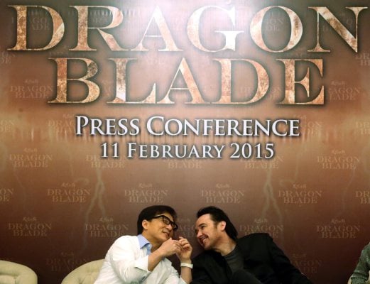 Dragon Blade  Dragon blade, Jackie chan, Siwon