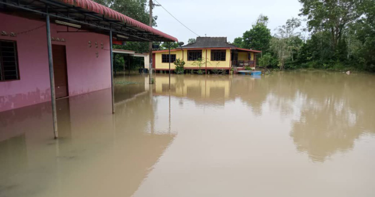 Floods: Number of evacuees rises in Johor, drops in Sabah | New Straits ...