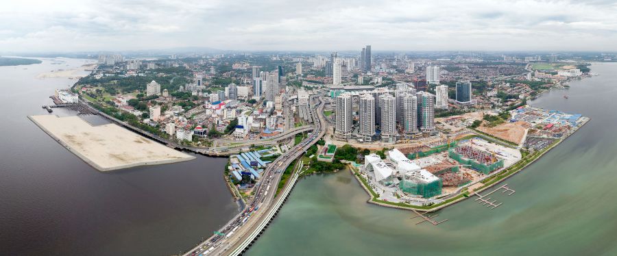 The symbiotic relationship between Johor and Singapore must be restored with borders reopened freely so economy can begin moving at a normal pace again. Courtesy image