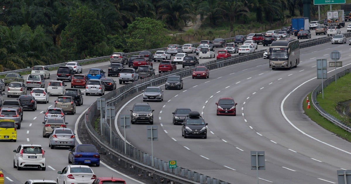 Traffic police urge motorists to work with them, not aid traffic ...