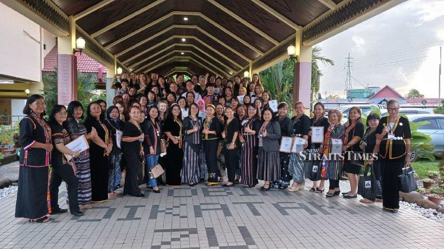 Some 81 cultural enthusiasts participated in the inaugural workshop organised by the KDCA Woman Council to empower knowledge about traditional ethnic clothing in Sabah. - NSTP/ERSIE ANJUMIN