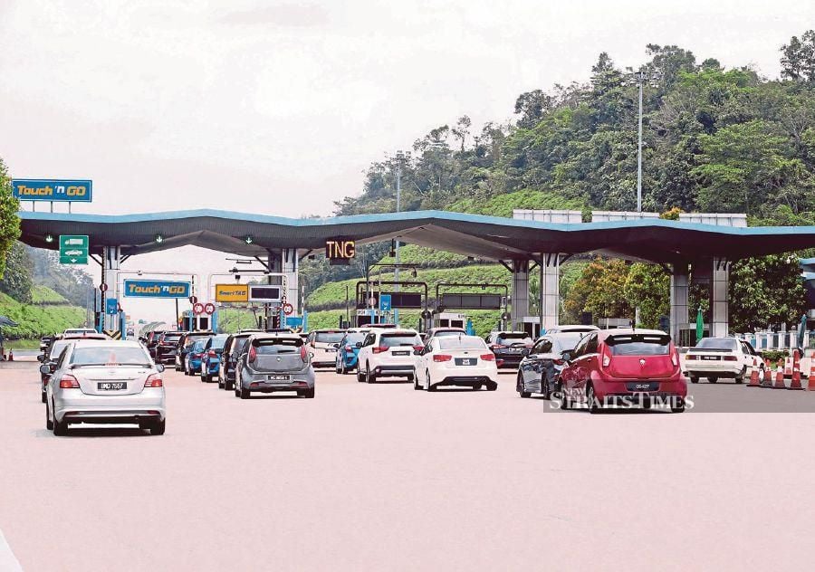 The Federal Government has agreed to implement the project to widen the Kuala Lumpur-Karak Expressway (KLK), which is expected to begin in the second quarter of 2024, as a long-term measure to reduce traffic congestion in the area.