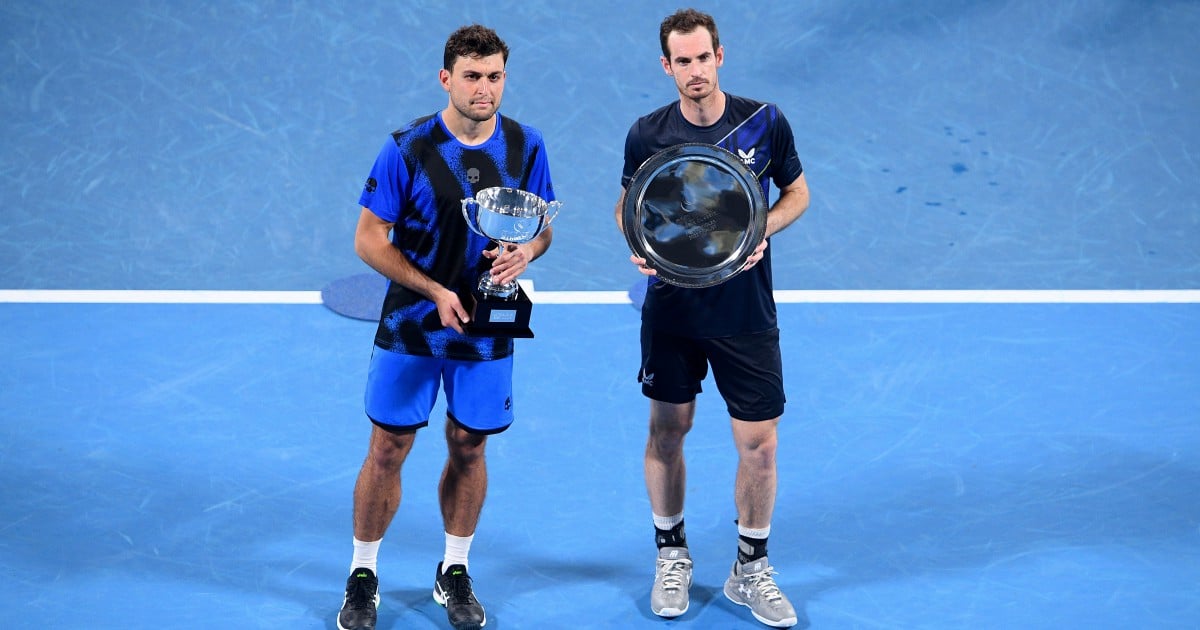 Karatsev mengalahkan Murray untuk memenangkan gelar Sydney