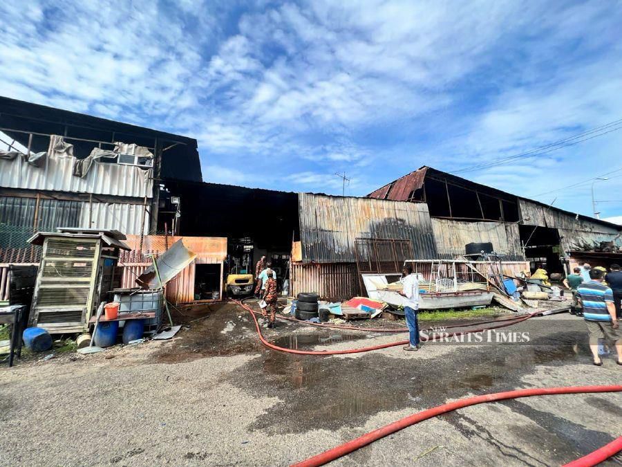 Girl who died in Sungai Petani factory fire made frantic call to ...