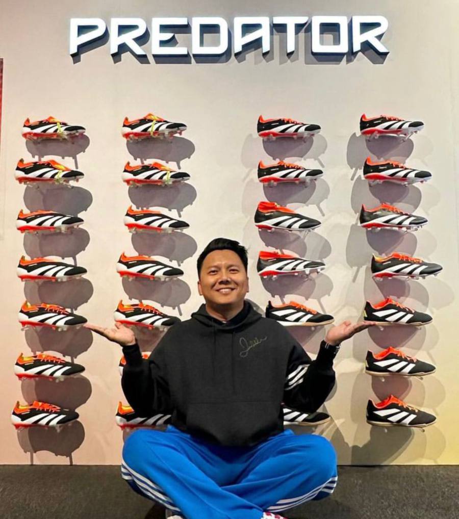 Radio announcer Radin of Era recently revealed that he once “lived” with 800 pairs of shoes.- Courtesy pic (Instagram radin_era)