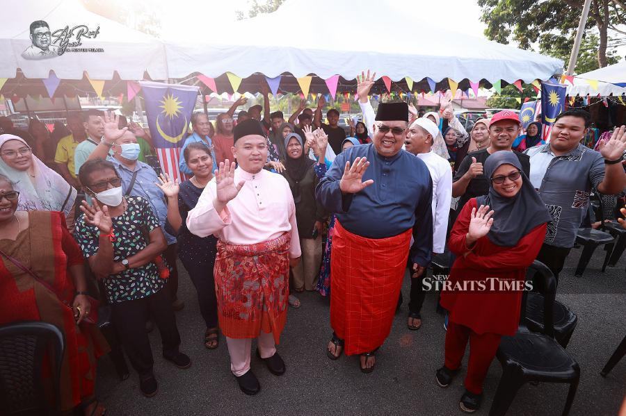 Melaka Menteri Besar Datuk Seri Ab Rauf Yusoh visits the   Klebang Besar Rural Transformation Centre. - Pic credit Facebook abraufyusohofficial