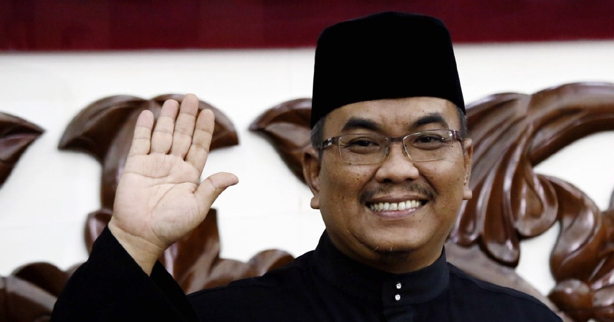 Muhammad Sanusi Assumes Duty As Kedah Mb