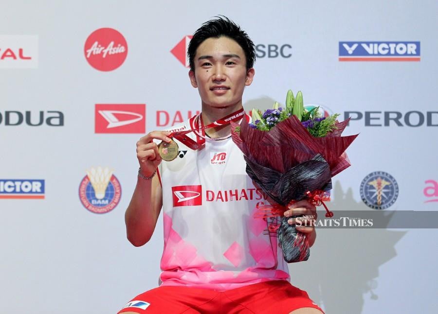 Momota Car Accident - Chong Wei Wishes Momota Speedy ...