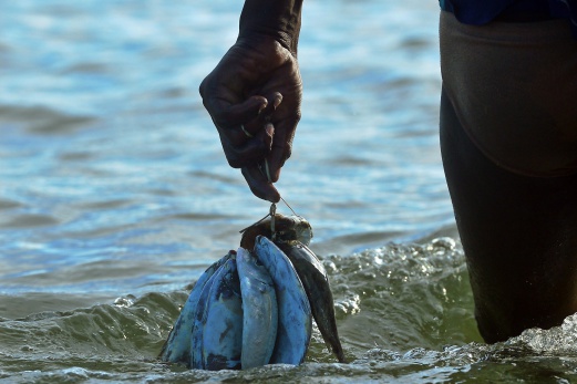 lukisan fishermen at sea