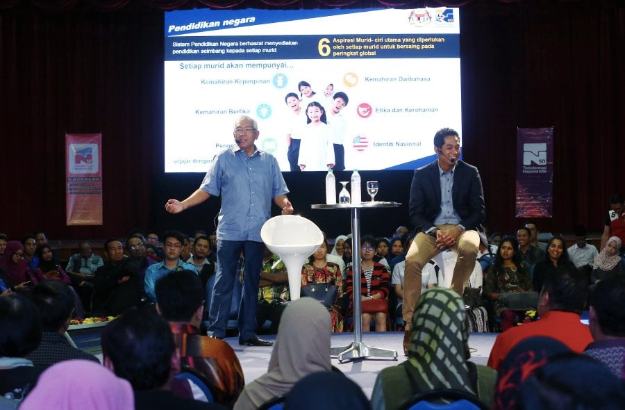 Khairy Engages With 450 Teachers In Tn50 Dialogue Session