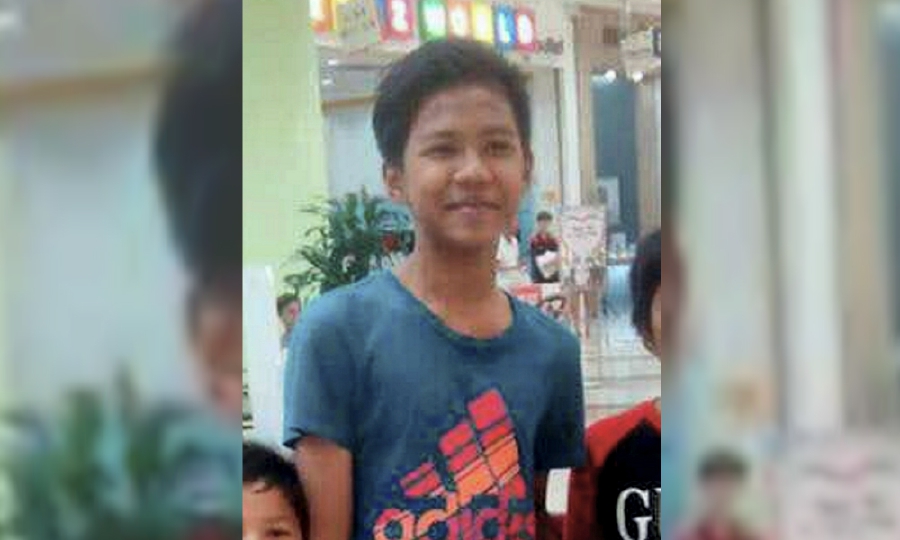 Muhammad Al Asyraf Danial Mohd Al Asadi died after suffering from an epileptic seizure in the floodwaters in front of a house at Kampung Tiram. 