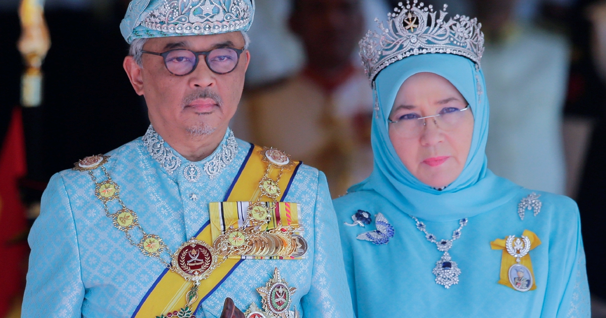 King, Queen extend Kaamatan greetings | New Straits Times