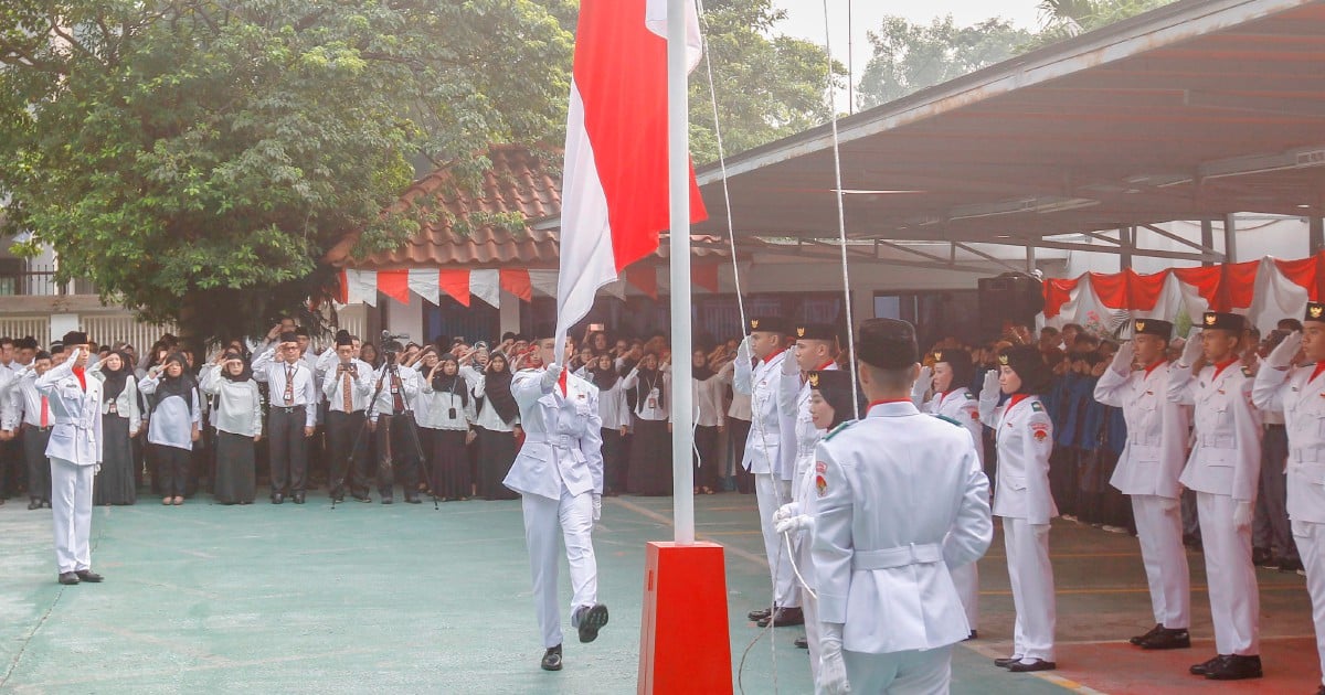 Hundreds Celebrate Indonesia S Independence Day At Kl Embassy
