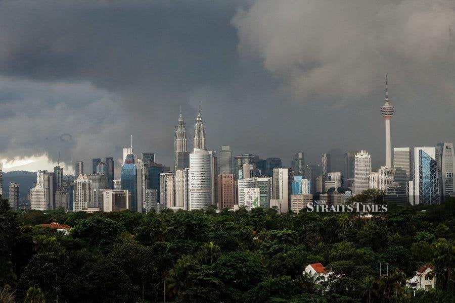What was imperceptible is now perceptible. Internal migration in Malaysia is in reverse gear. When it first started, perhaps in the 1980s, it was an imperceptible move away from Kuala Lumpur to Seremban. - NSTP file pic