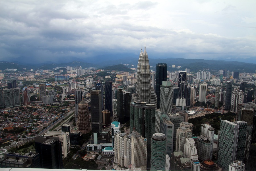 Malaysians are generally satisfied with Bank Negara Malaysia's six-month financing moratorium. Pixabay/Photo