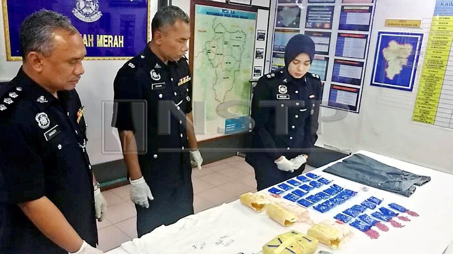 Police here seized 6,000 'pil kuda' worth close to RM100,000 in a raid in Manal on Monday. (NSTP/Courtesy of PDRM)