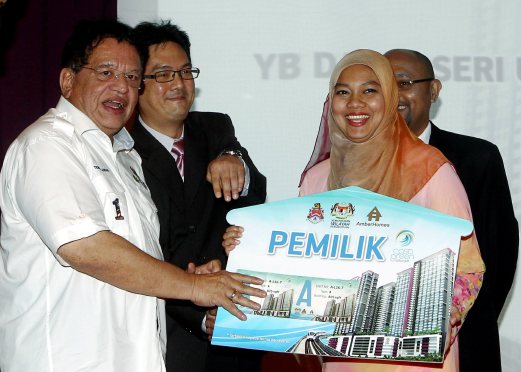 Tengku Adnan launches Casa Green RumaWIP project  New 