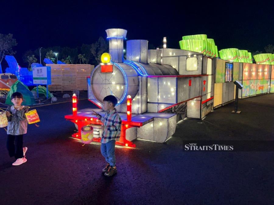 Taiwan lantern festival showcases various lanterns including a train replica.- NSTP/ALIZA SHAH