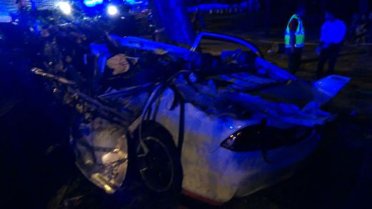 Three killed in single-vehicle crash along LDP this morning  New Straits Times  Malaysia 