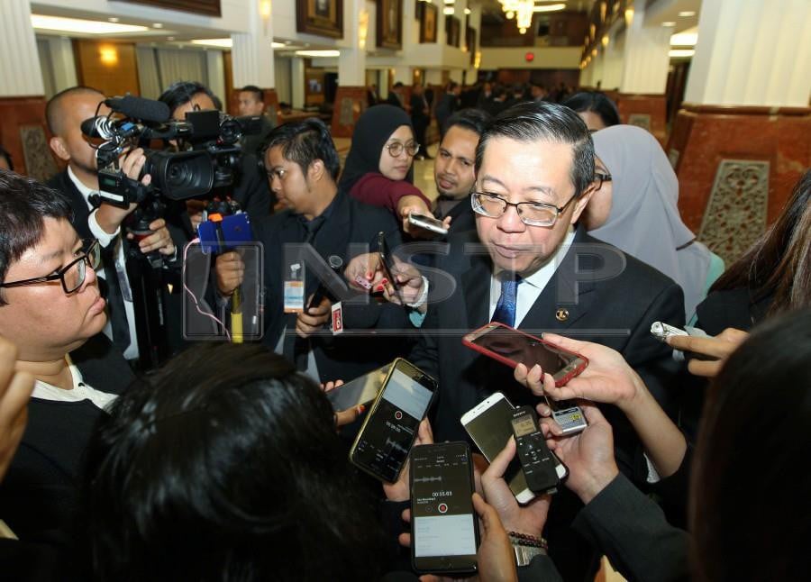 RM2 billion health insurance scheme given free to B40 group | New Straits Times | Malaysia ...