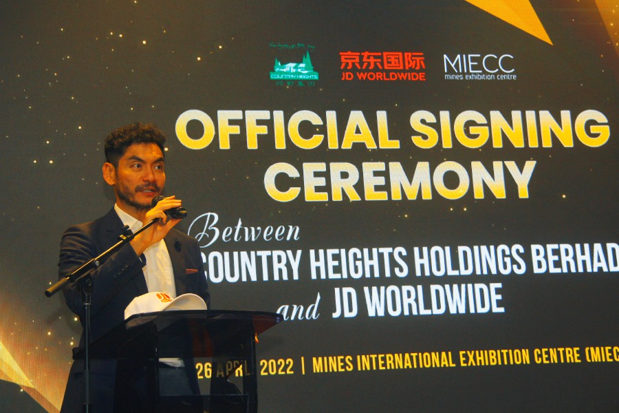 Country Heights Holdings Bhd managing director Datuk Jared Lim at the official launch of JDMines.