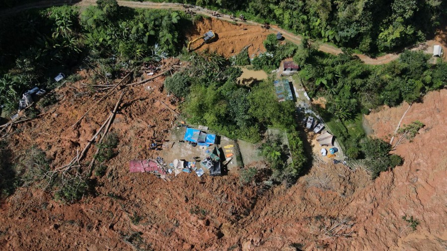 The location of the landslide at Father Organic Farm Jalan Genting, Batang Kali.- - Pic courtesy of Fire and Rescue Department