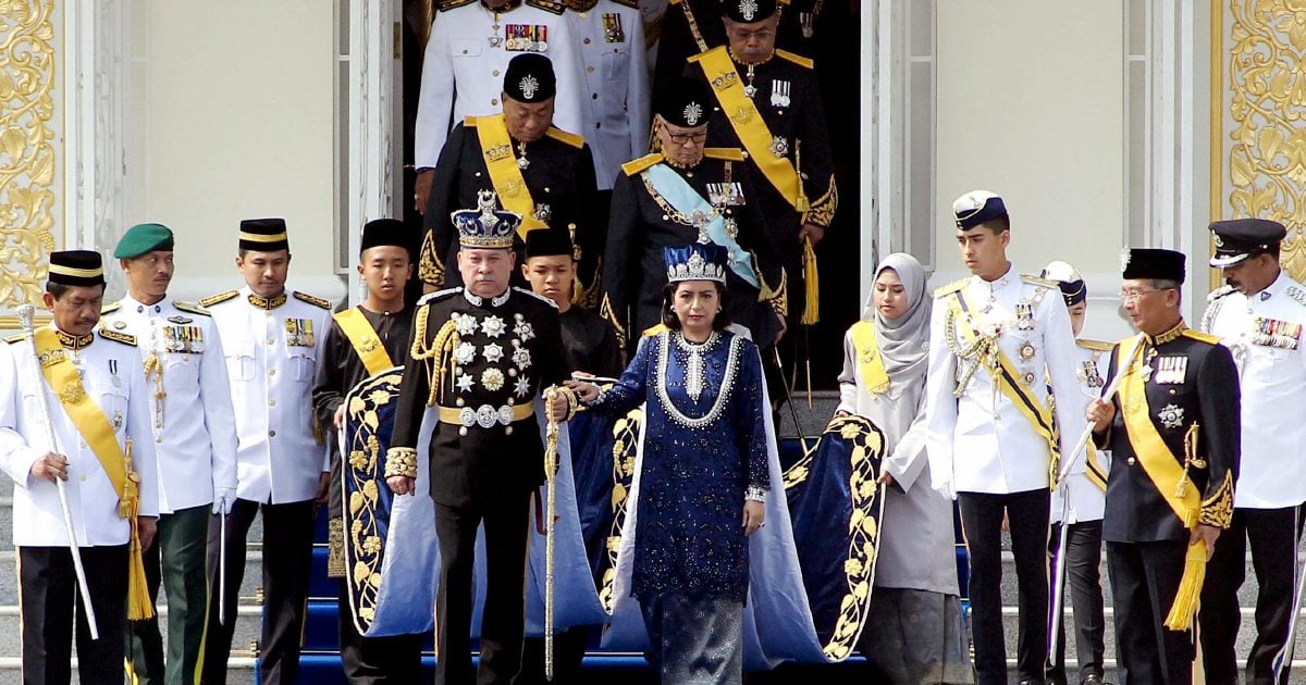 Queen Of Hearts: Raja Zarith Sofiah's Inspiring Life | New Straits Times