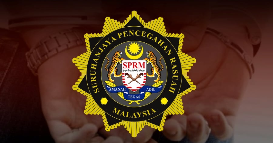 A Pakistani national was arrested by the state Malaysian Anti-Corruption Commission (MACC) for allegedly offering RM200 to a police officer in Kelantan this morning. - Pic for illustration purposes