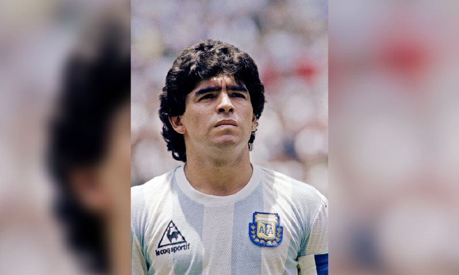 Diego Maradona, Argentina soccer legend who led country to 1986 World Cup,  dies at 60